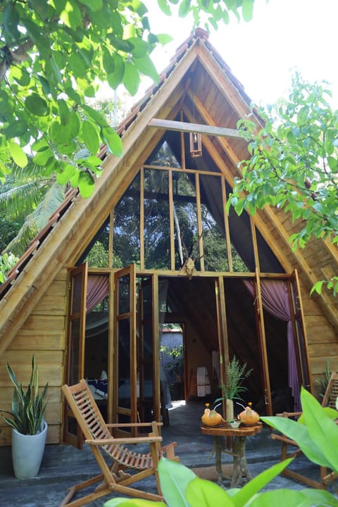 Property building, Day, Garden, Garden view