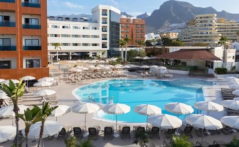 Day, Natural landscape, Mountain view, Swimming pool