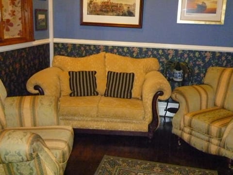 Weybourne Guest House Bed and Breakfast in Tenby