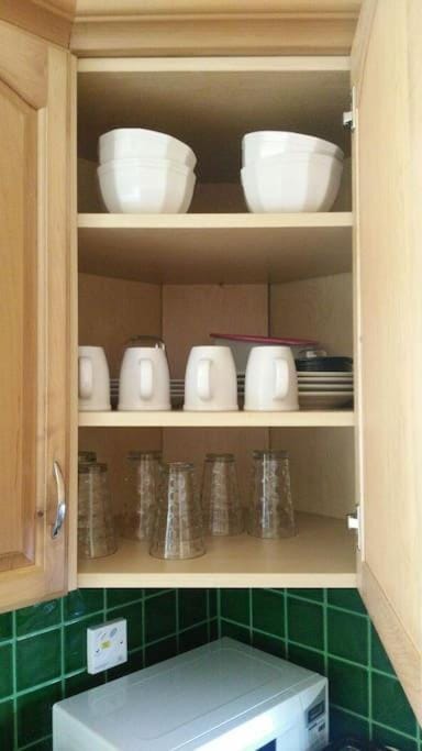 Coffee/tea facilities, Kitchen or kitchenette