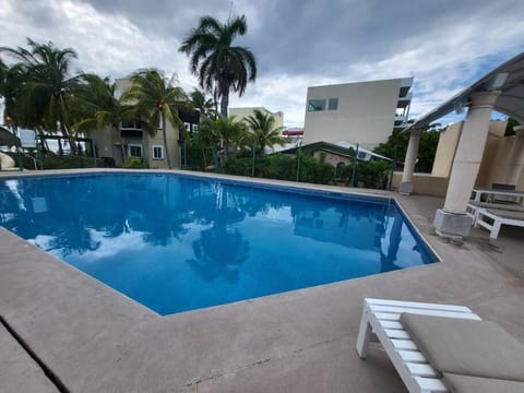 3 Rooms house at side of the Lagoon (Hotel zone) House in Cancun