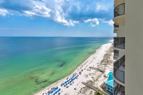 Phoenix West - 2207 - High-end Luxury Beachfront Apartment in Orange Beach