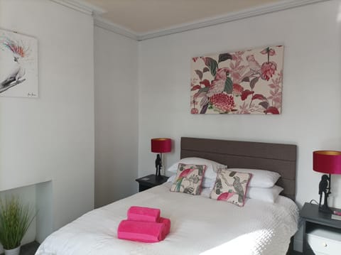 Victorian Renovation Room 3 Bed and Breakfast in Liverpool