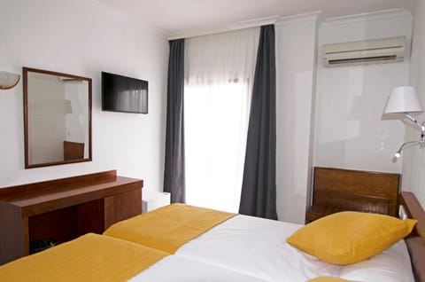 Aparthotel Vibra Bay Apartment hotel in Ibiza