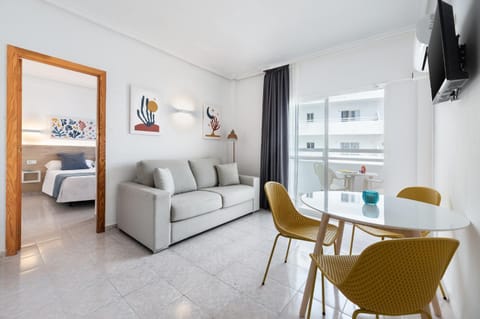 Hotel Apartamentos Vibra Lux Mar Condo in Ibiza