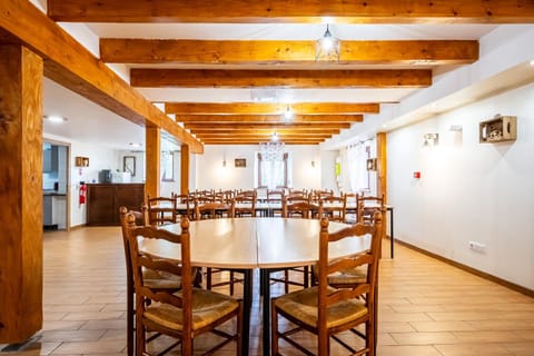 Banquet/Function facilities, Dining area