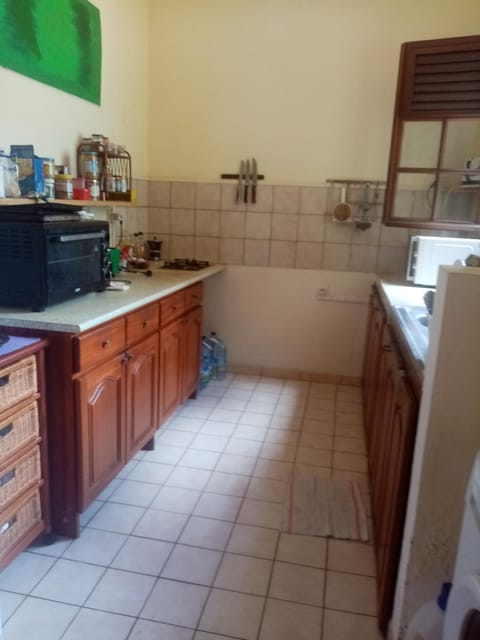 Kitchen or kitchenette, minibar, pet friendly, stove