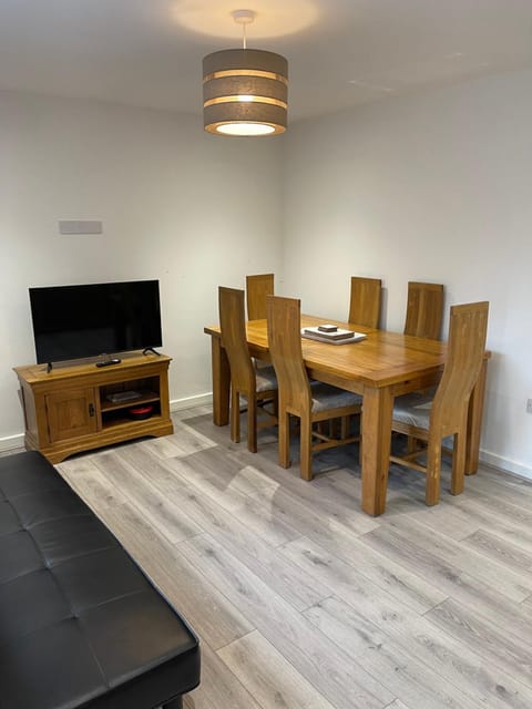 TV and multimedia, Dining area