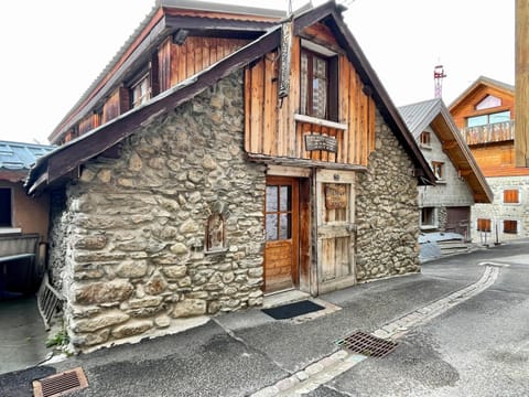 Alpes Sweet Home - Chalet Pregentil Chalet in Huez