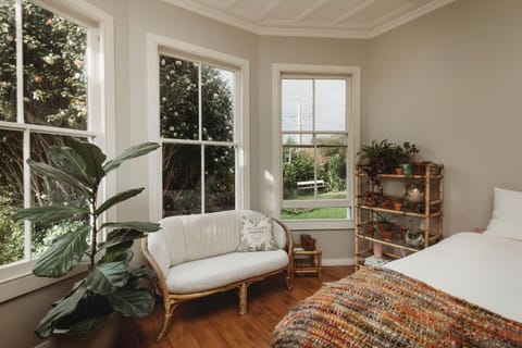 Bedroom, Garden view