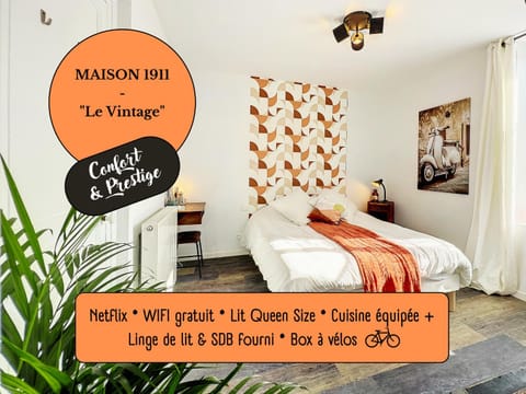 Property building, Bed, TV and multimedia, Photo of the whole room, Bedroom, locker, wardrobe
