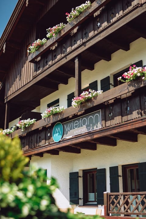 Wiefarn Apartments - Ferienwohnungen in Bad Wiessee am Tegernsee Condo in Tegernsee