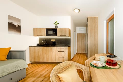 Kitchen or kitchenette, Living room