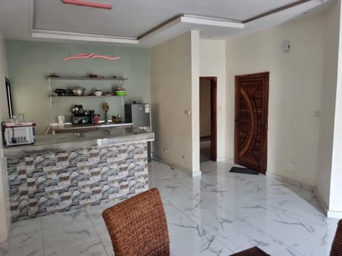 Appartement entier proche de la plage Yoff BCEAO A2 Apartamento in Dakar