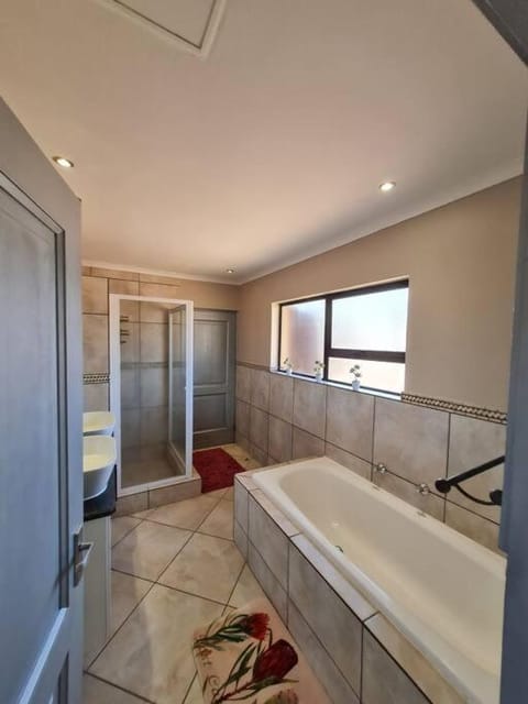 Moshate Lodge Zebula 4 Bedroom Holiday home House in North West, South Africa