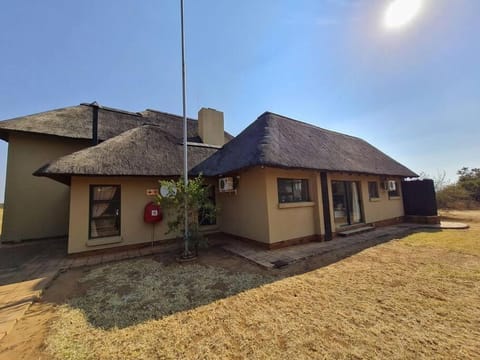 Moshate Lodge Zebula 4 Bedroom Holiday home House in North West, South Africa