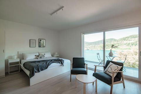 La Palma 1 by Quokka 360 - modern panoramic lake view flat Apartment in Lugano