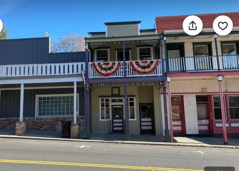 Historic Washington St Balcony Apartamento in Sonora