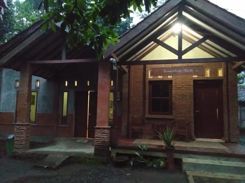 Homestay Arupadhatu Borobudur Vacation rental in Special Region of Yogyakarta