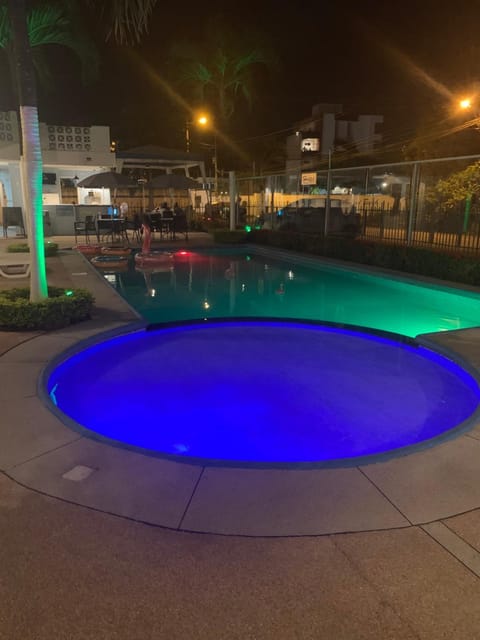 Night, Swimming pool