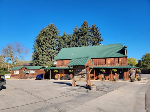 The Hulett Motel Motel in Black Hills