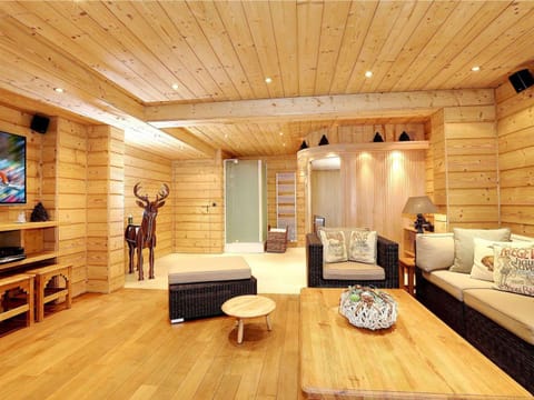 Chalet d'exception avec sauna et jacuzzi, accès direct aux pistes - FR-1-563-111 Chalet in Saint-Bon-Tarentaise