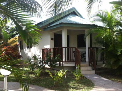 TRADEWINDS VILLAS House in Port Vila