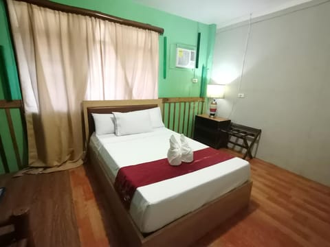 Coron town travellers inn Hotel in Coron