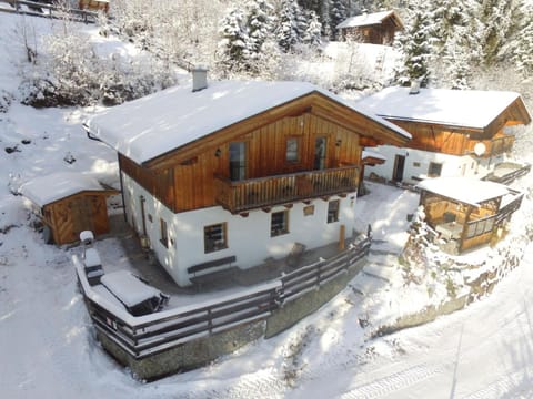 Property building, Winter