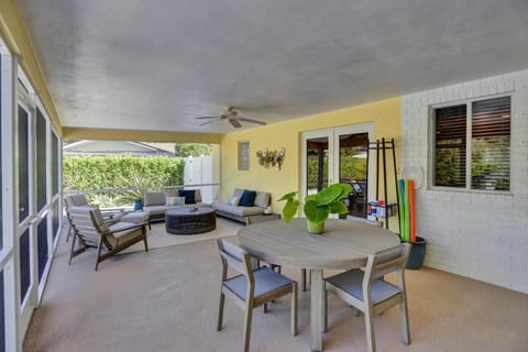 Patio, Dining area