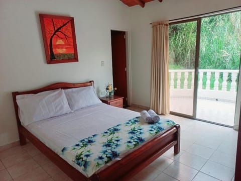 HOSTAL PROXIMO DOMINGO Bed and Breakfast in San Gil