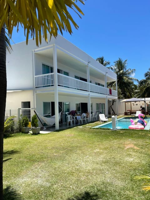 Casa Blanca Hibiscus Angra de Ipioca Maceió Haus in Maceió