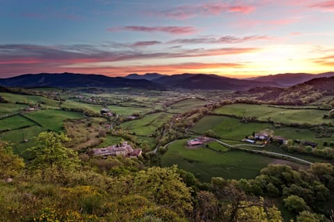 Spring, Off site, Natural landscape, Sunset