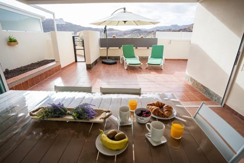 Jazmin Holiday Modern House Apartment in Puerto Rico de Gran Canaria