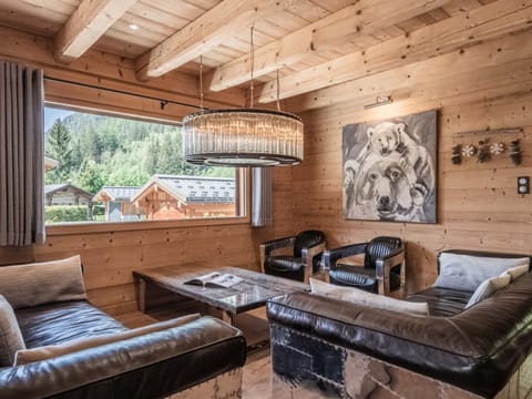 Chalet moderne 4* avec sauna, TV et parking à Argentière - FR-1-343-180 Chalet in Chamonix