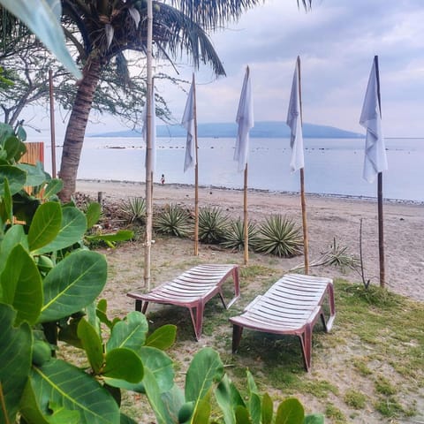 SEAVIEW BEACH RESORT Resort in Central Visayas