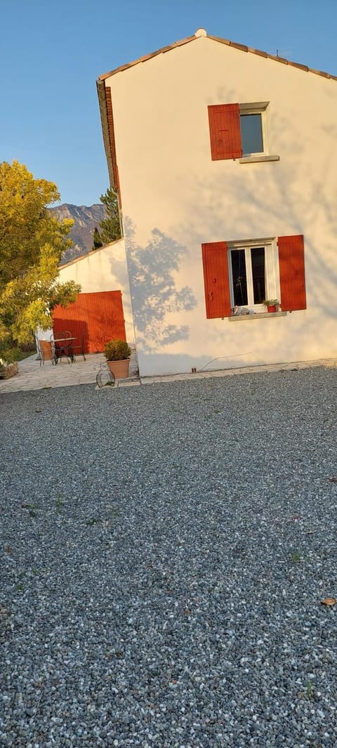 Etxe Laminak Bed and Breakfast in Sisteron