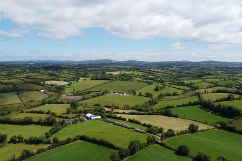 Sleeps 18 Double Decker Bus Hot Tub Sauna Cinema Pets Villa in Leitrim, Co. Leitrim, Ireland