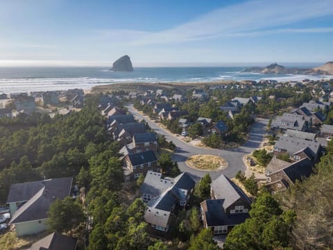 Starfish House in Pacific City