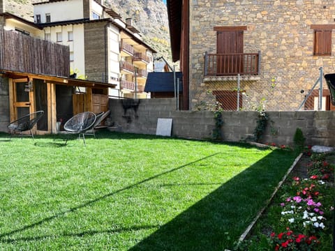 Property building, Garden, Garden view