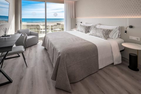 Bed, Photo of the whole room, Beach, Bedroom, Sea view