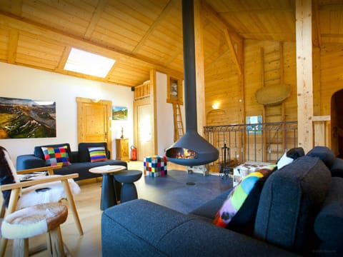 Winter, Living room, Seating area