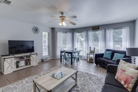 The Retreat at Waterwheel Apartment in New Braunfels