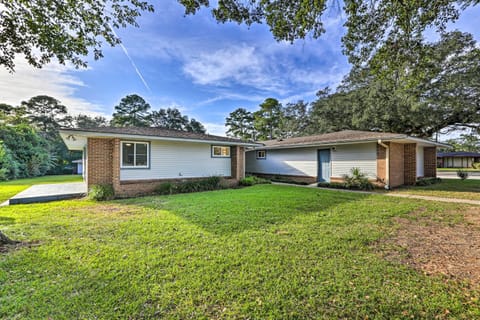 Midtown Tallahassee Gem Close to Lake Ella! House in Tallahassee