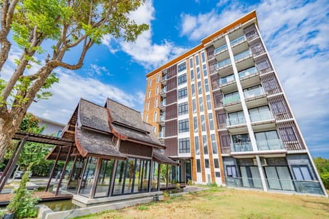 Rain Tree Condominium Apartment hotel in Chiang Mai