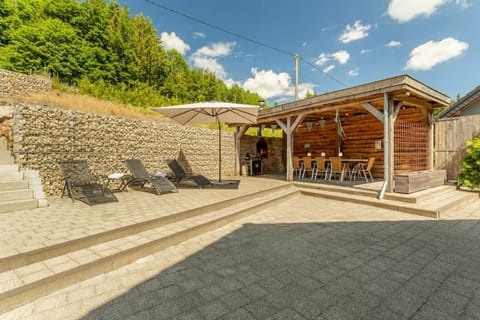 Patio, BBQ facilities, Balcony/Terrace