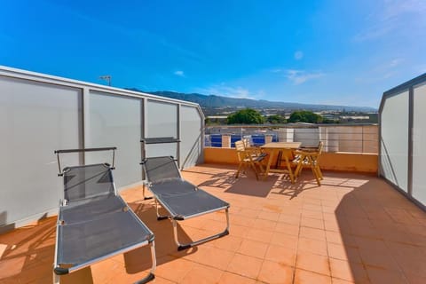 Balcony/Terrace, Kitchen or kitchenette, Living room