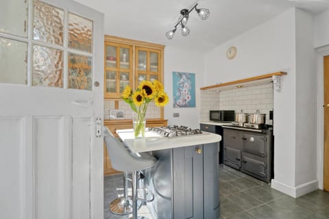 Large family house in Worthing - 5 mins from beach Casa in Worthing