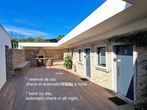 Property building, Day, Inner courtyard view