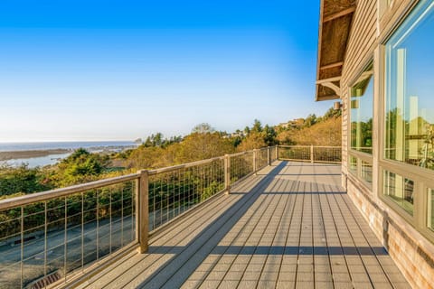 Alta Vista House in Pacific City